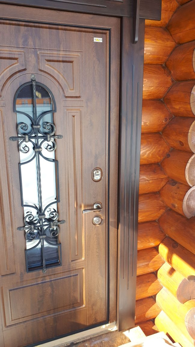 Наличник деревянный на дверь фото